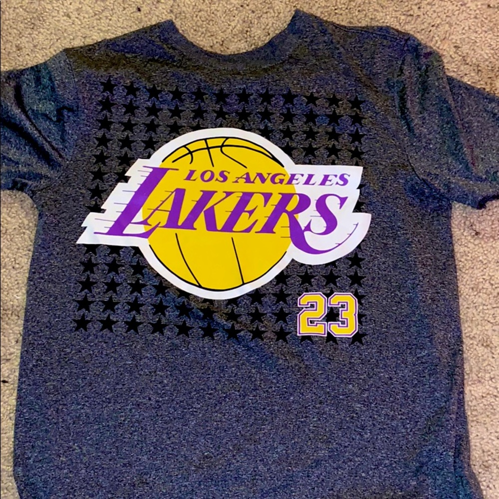 Lebron lakers t shirt:)